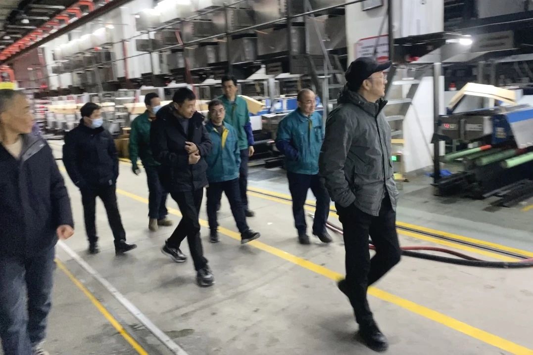 Changshu Polyester, işə başlamazdan əvvəl təhlükəsizlik yoxlamaları keçirir